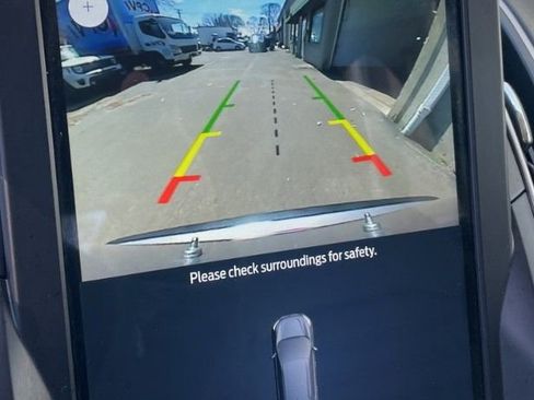 Used 2022 Ford Edge SEL image 11