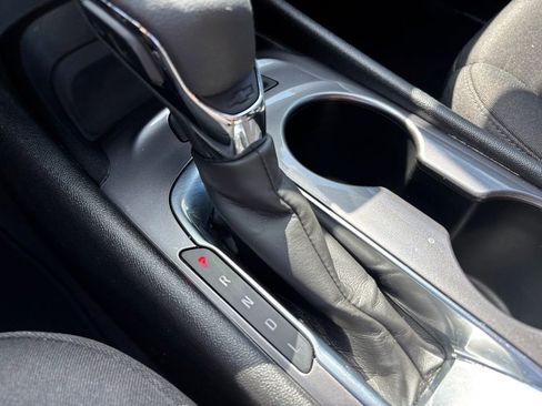 Used 2022 Chevrolet Malibu LS image 18