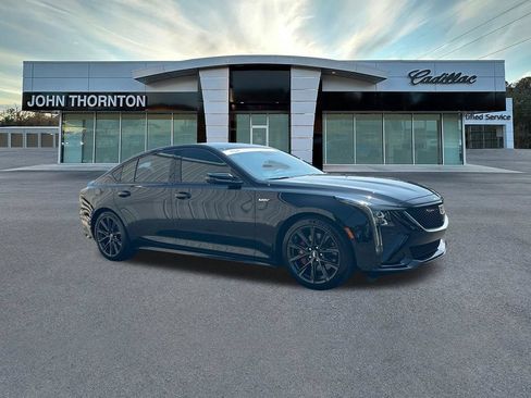Certified 2025 Cadillac CT5 V w/ Technology Package RWD image 3