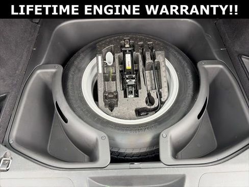 Used 2017 Jeep Grand Cherokee Laredo image 13