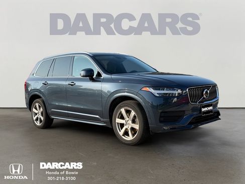 Used 2021 Volvo XC90 T6 Momentum AWD/4WD image 1