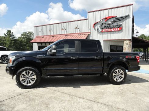 Used 2018 Ford F150 XL w/ Equipment Group 101A Mid AWD/4WD image 3