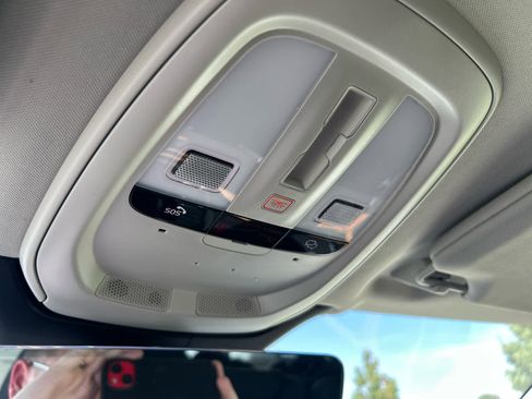 Used 2023 Volvo XC90 B6 Plus image 37