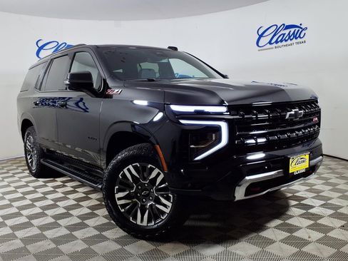 Used 2025 Chevrolet Tahoe Z71 w/ Comfort Package image 1