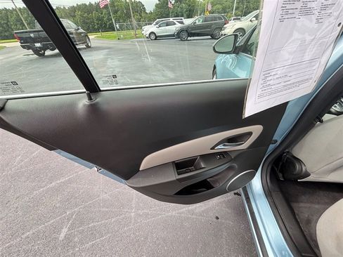 Used 2012 Chevrolet Cruze Eco image 13
