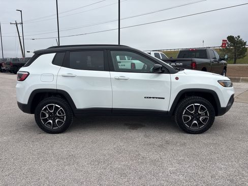 New 2026 Jeep Compass Trailhawk image 6