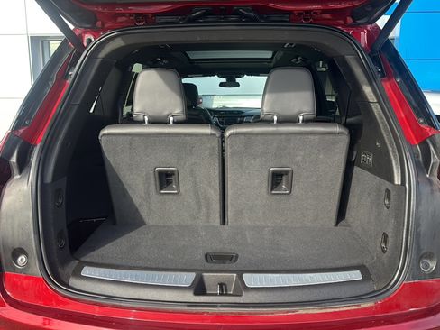 Used 2023 Cadillac XT6 Premium Luxury image 27