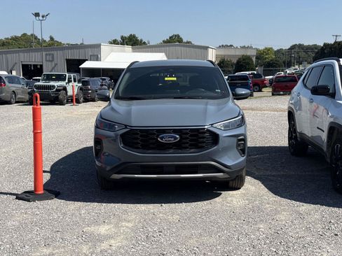 Used 2025 Ford Escape ST-Line Select AWD/4WD image 2