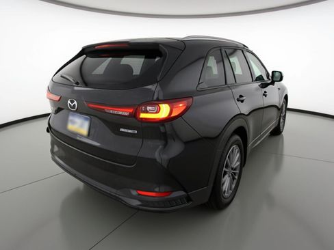Used 2025 MAZDA CX-90 3.3 Turbo w/ Preferred Package image 9