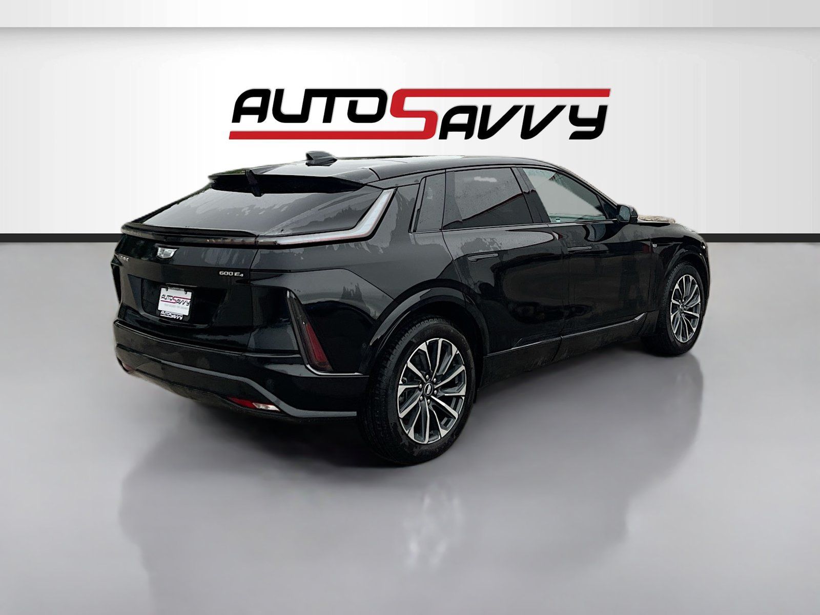 Used 2025 Cadillac Lyriq Sport AWD/4WD image 7