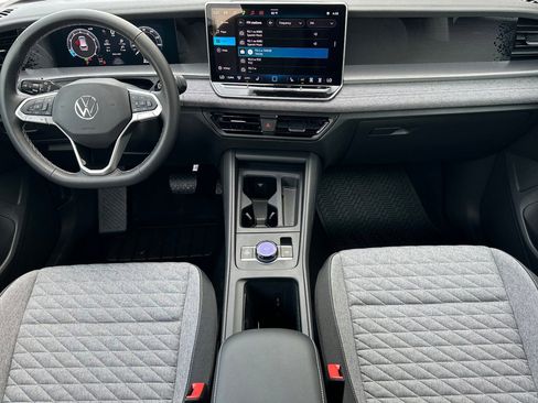 New 2026 Volkswagen Tiguan S FWD image 11