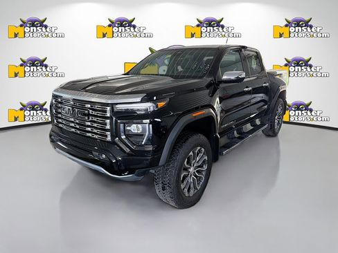 Used 2023 GMC Canyon Denali AWD/4WD image 1