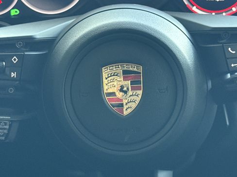 Used 2023 Porsche Panamera Platinum Edition image 37