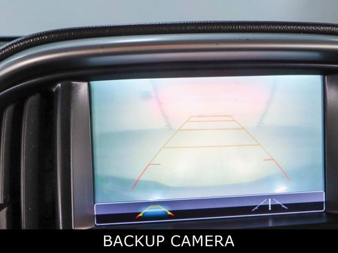 Used 2018 Chevrolet Colorado LT image 18