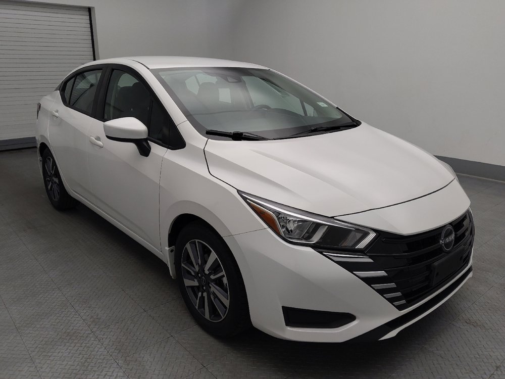 Used 2023 Nissan Versa SV w/ Trunk Package FWD image 13