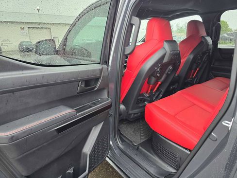Certified 2025 Toyota Tacoma TRD Pro AWD/4WD image 19