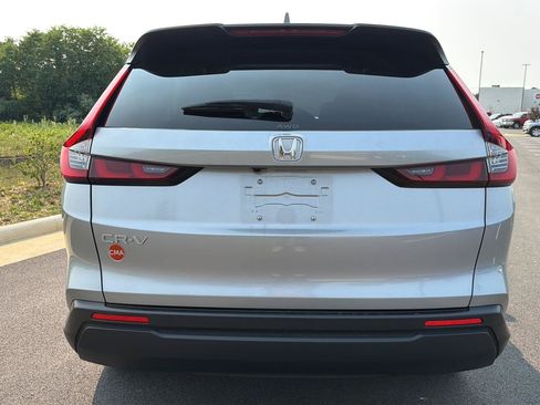 Used 2024 Honda CR-V EX image 2