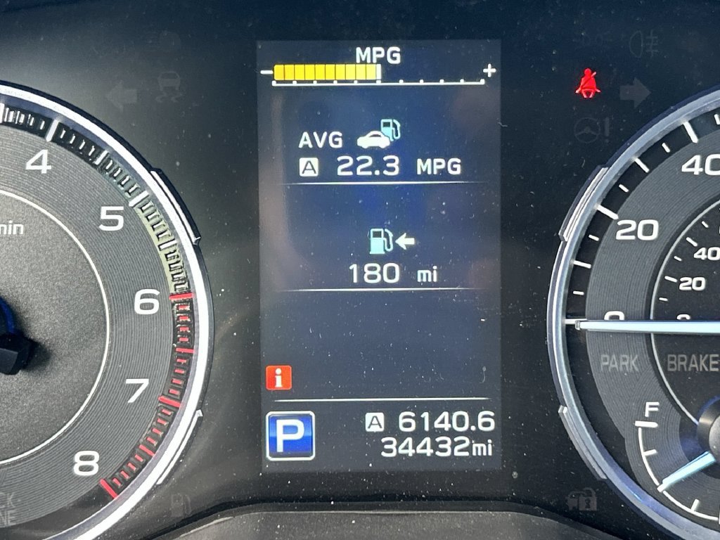 Used 2022 Subaru Ascent Limited w/ Technology Package AWD/4WD image 12