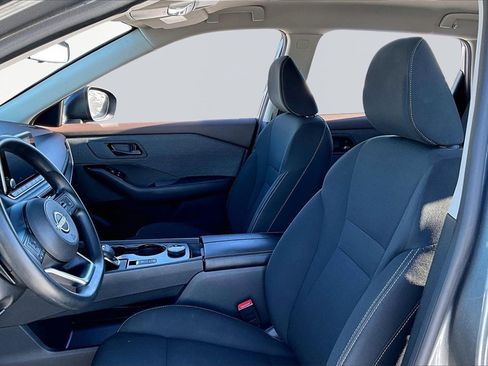 Used 2023 Nissan Rogue S image 25