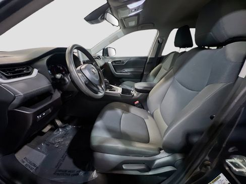 Used 2023 Toyota RAV4 LE FWD image 14
