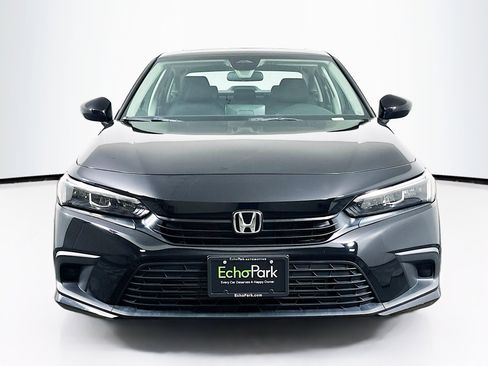 Used 2023 Honda Civic EX image 2