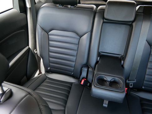 Used 2024 Ford Edge SEL w/ Convenience Package AWD/4WD image 10