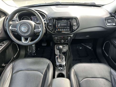 Used 2019 Jeep Compass Limited image 12