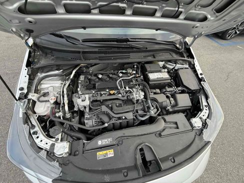 Used 2025 Toyota Corolla LE FWD image 66