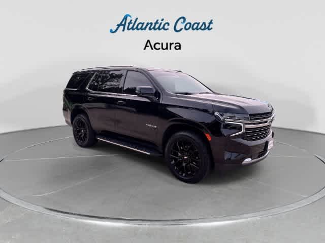 Used 2022 Chevrolet Tahoe LT w/ Luxury Package AWD/4WD image 2