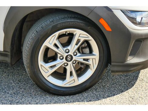 Used 2023 Hyundai Kona SEL AWD/4WD image 28