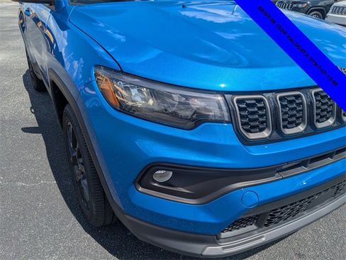 New 2025 Jeep Compass Latitude w/ Sun & Sound Group image 10