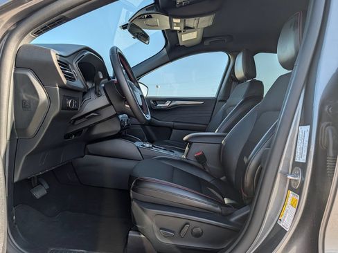 Certified 2025 Ford Escape ST-Line FWD image 11