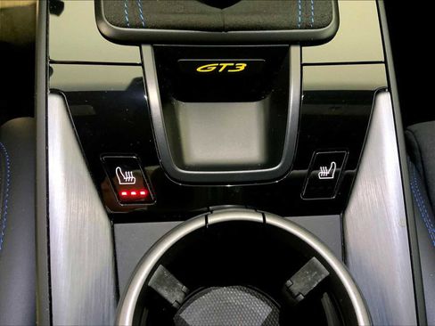 Certified 2022 Porsche 911 GT3 image 37