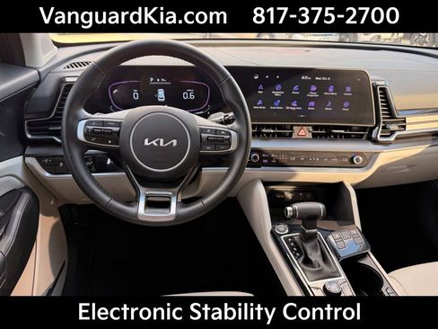 Certified 2025 Kia Sportage EX image 16