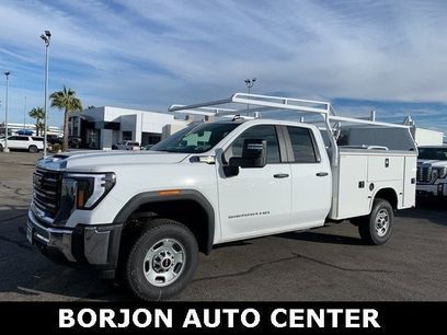 New 2025 GMC Sierra 2500 Pro w/ Convenience Package