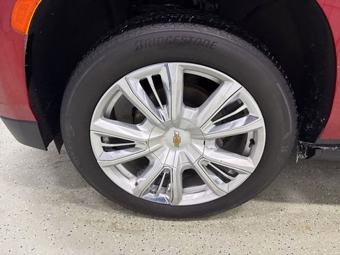 Used 2021 Chevrolet Suburban High Country image 8