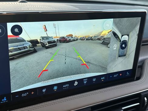 Used 2025 Lincoln Corsair AWD w/ Equipment Group 101A image 25