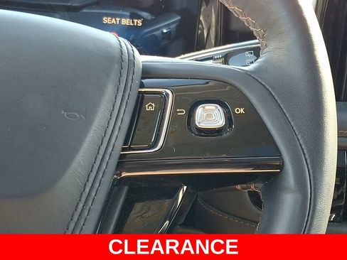 Used 2025 Lincoln Aviator AWD image 22