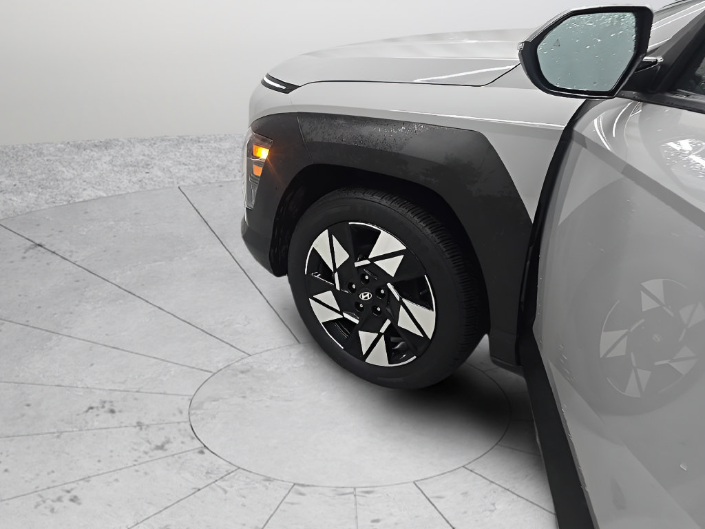 Certified 2025 Hyundai Kona SEL FWD image 40