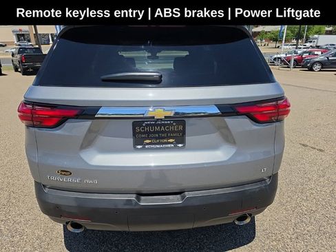 Used 2023 Chevrolet Traverse LT AWD/4WD image 4