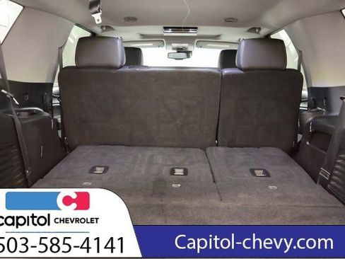 Used 2018 GMC Yukon SLT w/ Premium Edition image 28