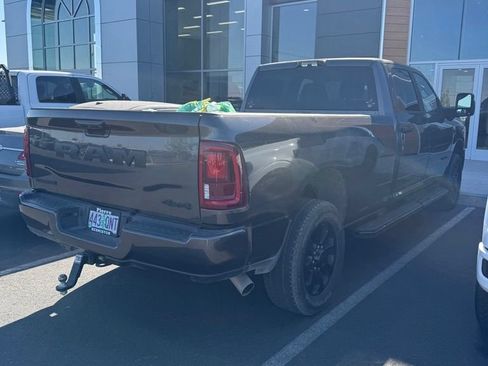 Used 2025 RAM 3500 Big Horn AWD/4WD image 4