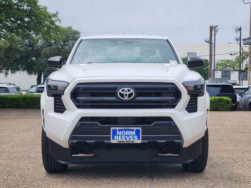 Used 2024 Toyota Tacoma SR RWD image 2