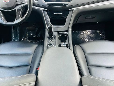 Used 2021 Cadillac XT5 Luxury image 9