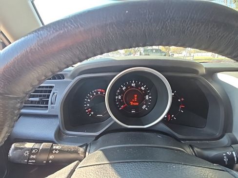 Used 2011 Toyota 4Runner Limited image 19