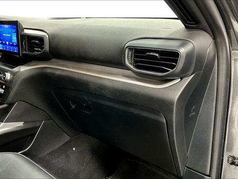Used 2020 Ford Explorer XLT w/ Equipment Group 202A image 18