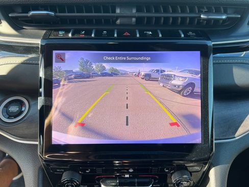 Certified 2024 Jeep Grand Cherokee Limited 4xe AWD/4WD image 16
