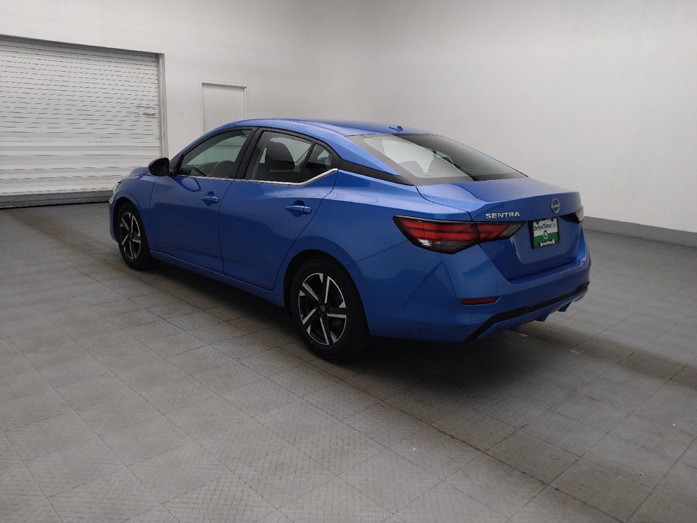 Used 2025 Nissan Sentra SV FWD image 3