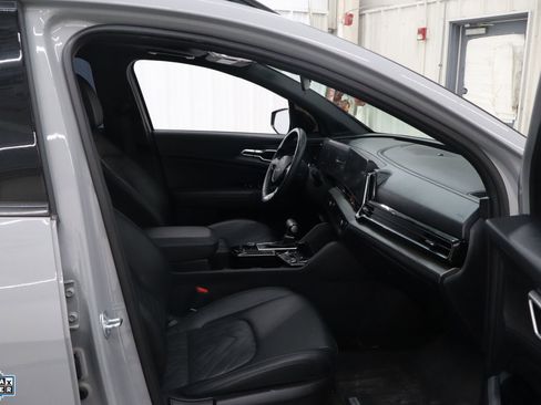 Used 2024 Kia Sportage X-Line w/ X-Line Premium Package image 31