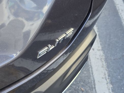 Certified 2023 Honda Pilot Elite image 7